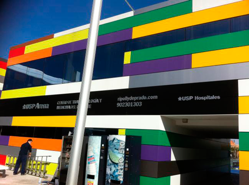 Revestimiento fachada clnica